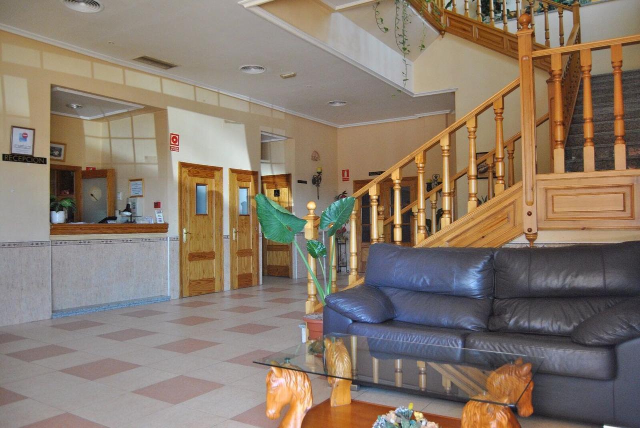 Hotel Las Dehesas Navalvillar de Pela 외부 사진