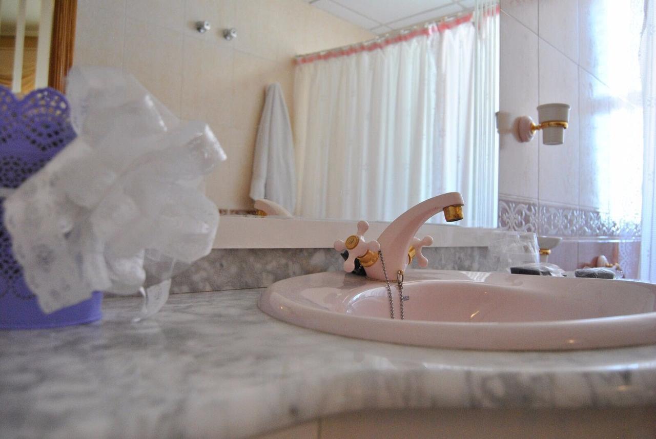 Hotel Las Dehesas Navalvillar de Pela 외부 사진